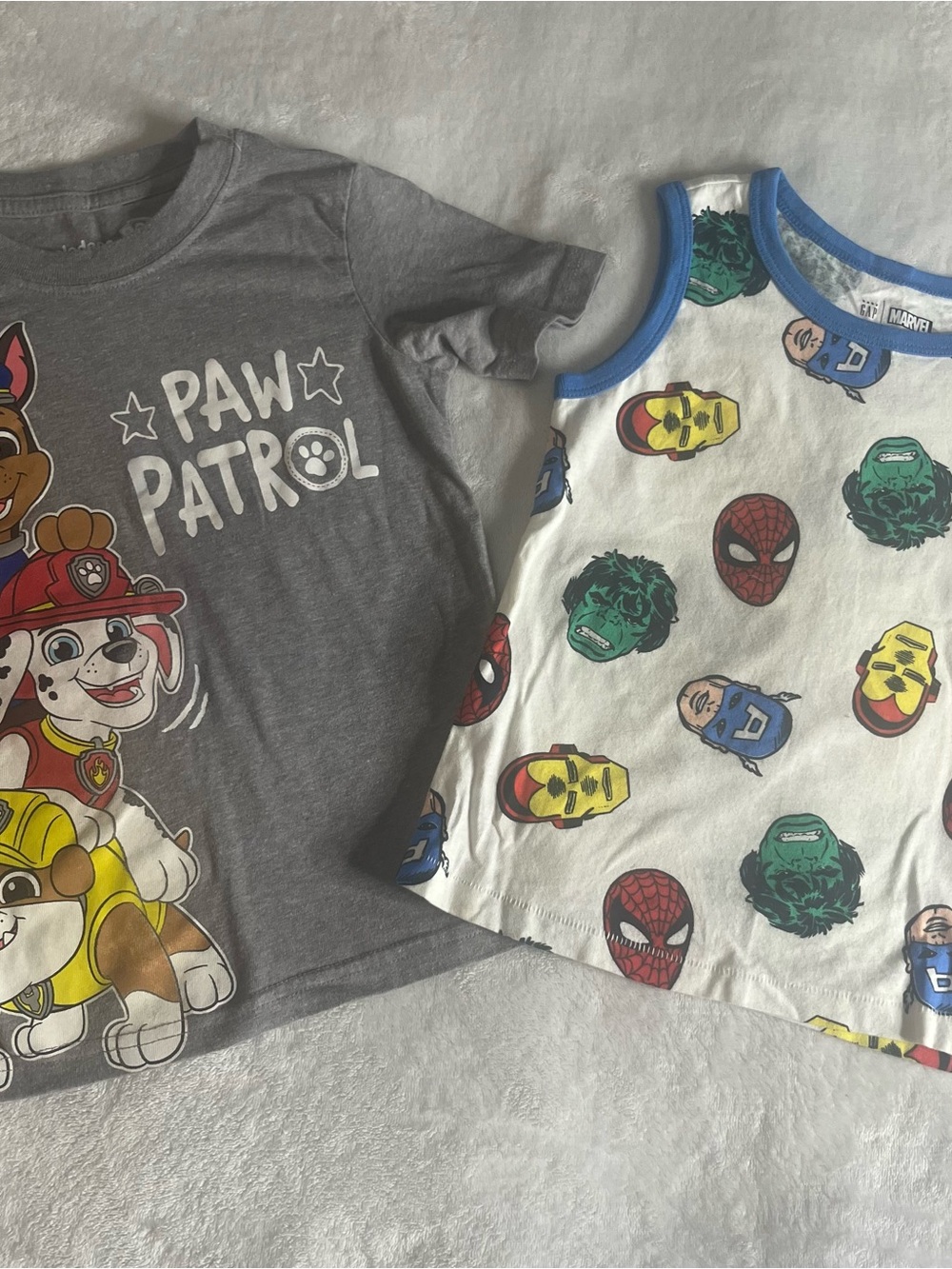 Paw Patrol Gray T-Shirt & Marvel Superhero White Tank Set Sz 4T